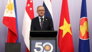 Australia's prime minister voices concerns over South China Sea disputes at Southeast Asian summit