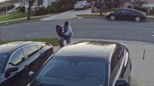 California mail carrier fights back after getting sucker punched, video shows