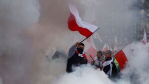 Violent protests grip Poland as farmers clash with police over Ukraine imports