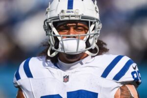 Colts TE has domestic violence charges dismissed