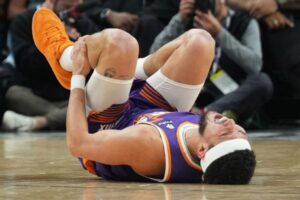 Suns rule Booker out vs. OKC with ankle sprain